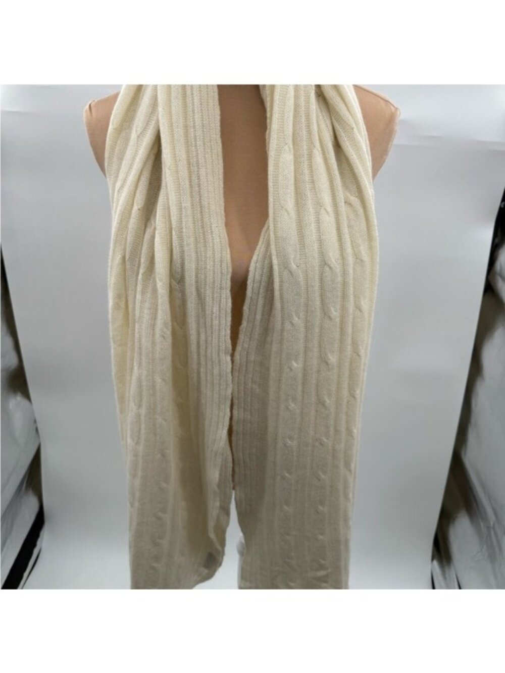 100% Cashmere Ivory Cable Knit Oversized Scarf Wrap Made in Nepal Luxury - Picture 4 of 6